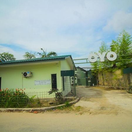 Oyo 1596 Taman Homestay Syariah دماي المظهر الخارجي الصورة