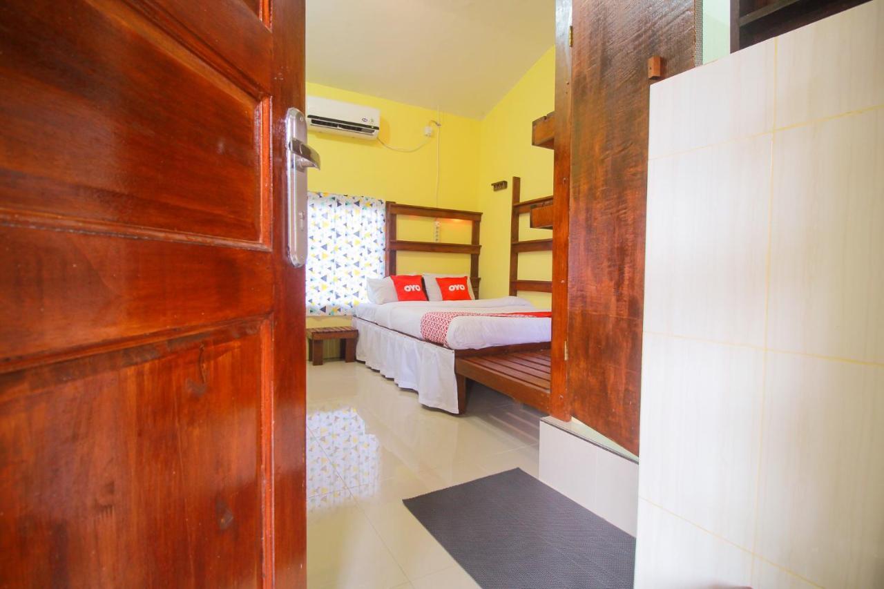 Oyo 1596 Taman Homestay Syariah دماي المظهر الخارجي الصورة